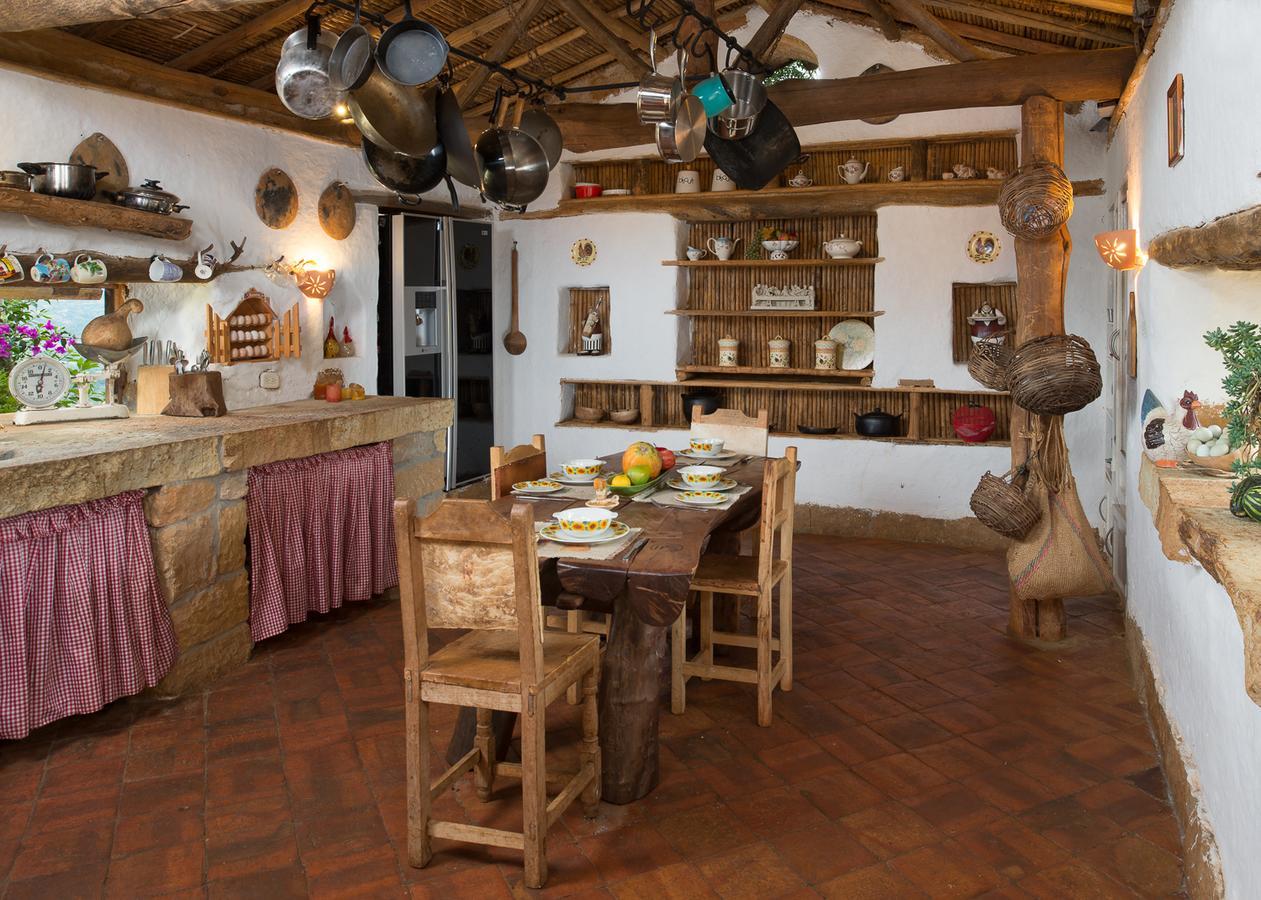 ホテル Casa Mahanaim バリチャラ エクステリア 写真