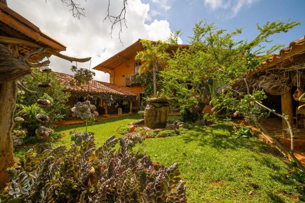 ホテル Casa Mahanaim バリチャラ エクステリア 写真