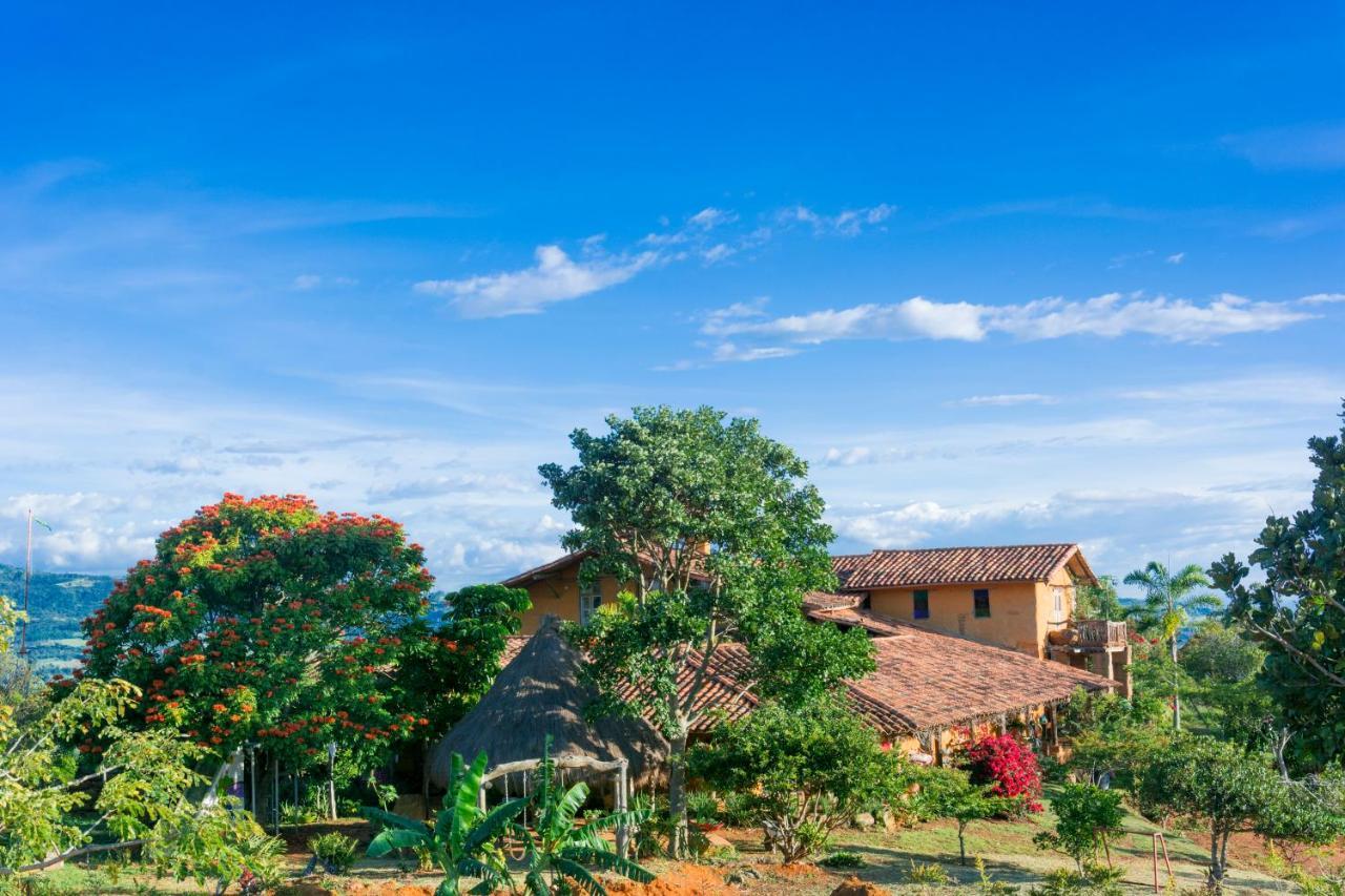 ホテル Casa Mahanaim バリチャラ エクステリア 写真